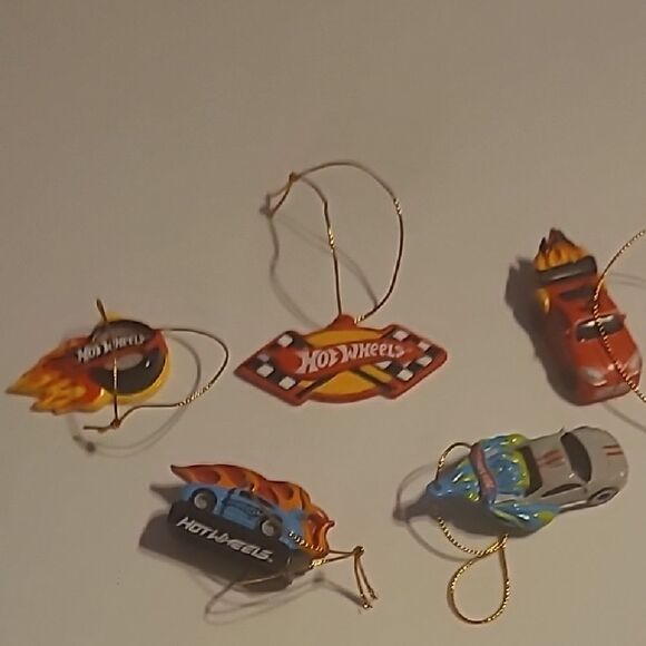 Hot Wheels Mini Ornament Ser - Picture 1 of 11